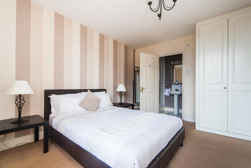 Park Lane City Apartments Londra Oda fotoğraf